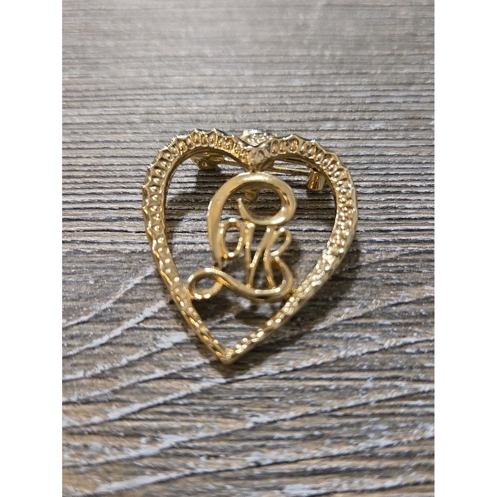 Heart With Love Gold Tone pin/brooch Vintage Gerry's
